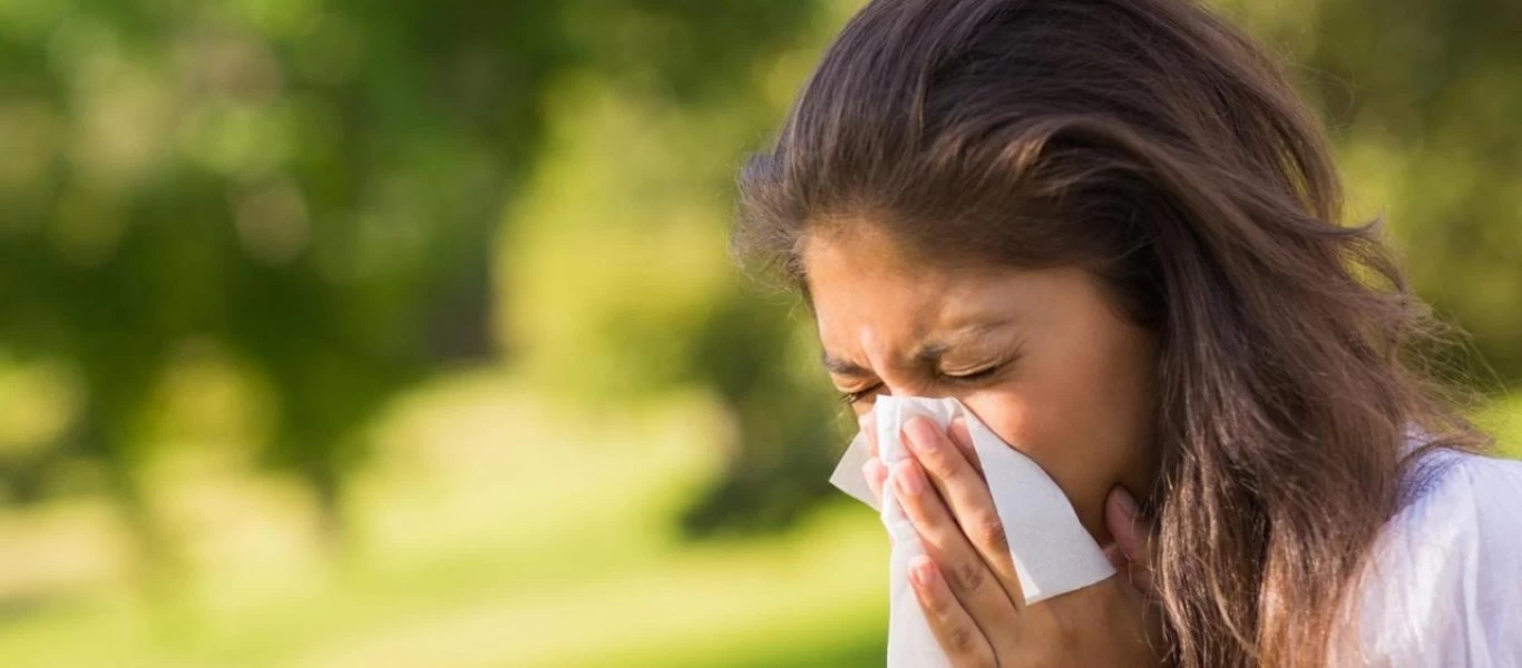 Γιατί δεν πρέπει να... «φρενάρετε» το φτέρνισμα